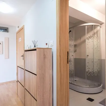 Cozy Space Near Grand Mall Апартаменти *