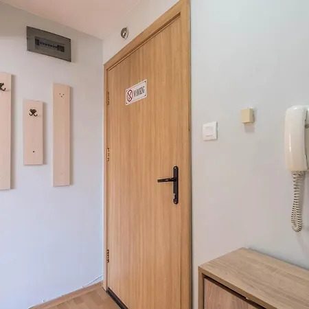 Апартаменти Cozy Space Near Grand Mall Варна
